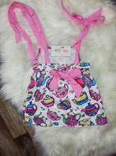 Load image into Gallery viewer, Tea Cup Party Set
