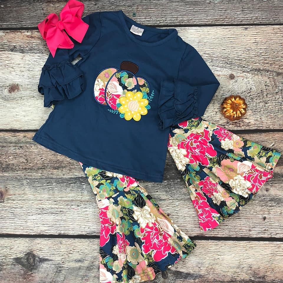 Pumpkin Floral Bells