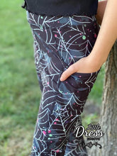 Load image into Gallery viewer, Halloween Spiderweb Leggings
