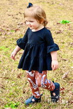 Load image into Gallery viewer, Zoo Fun Pant Set
