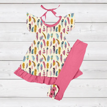 Load image into Gallery viewer, Pretty Feathers Ruffle Sleeve Outfit (SWS5046)-Outfit Sets-Sparkledots-sparkledots
